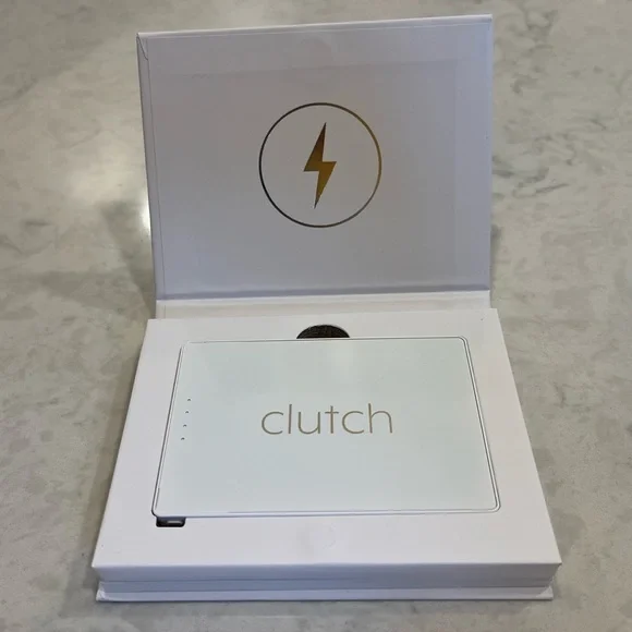 Clutch Pro Lightning Portable Charger - Picture 5 of 8